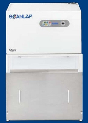 TITAN PCR fülke